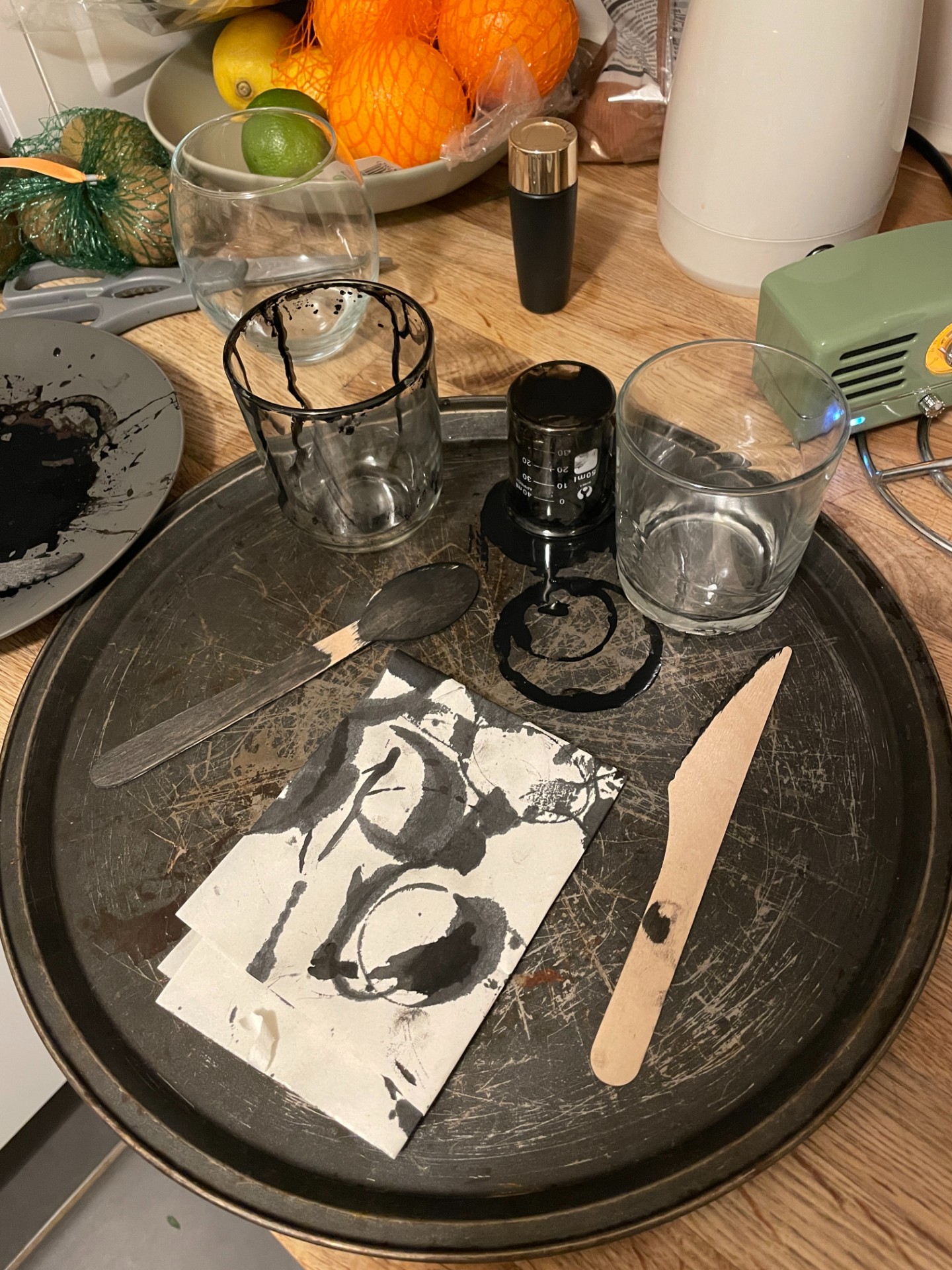 Introduce Hongshuang Fu and her kitchenSet